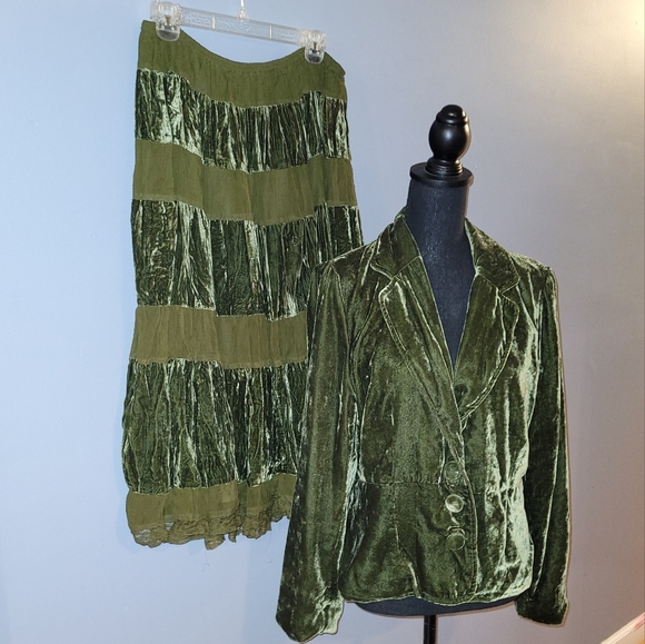 Uniform Jean Paul Richard Dresses & Skirts - '90s Vintage Crushed Velvet Skirt & Blazer Set